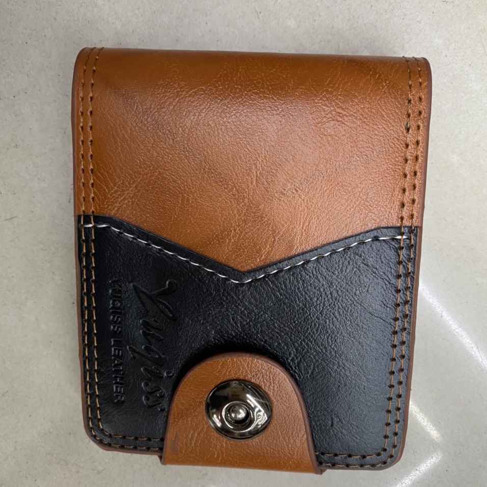 美金单扣拉链包内有小拉链图