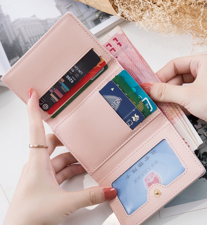 Ladies' short student Japanese-style girl 2021 Korean version new cute small coin wallet Application Scenario