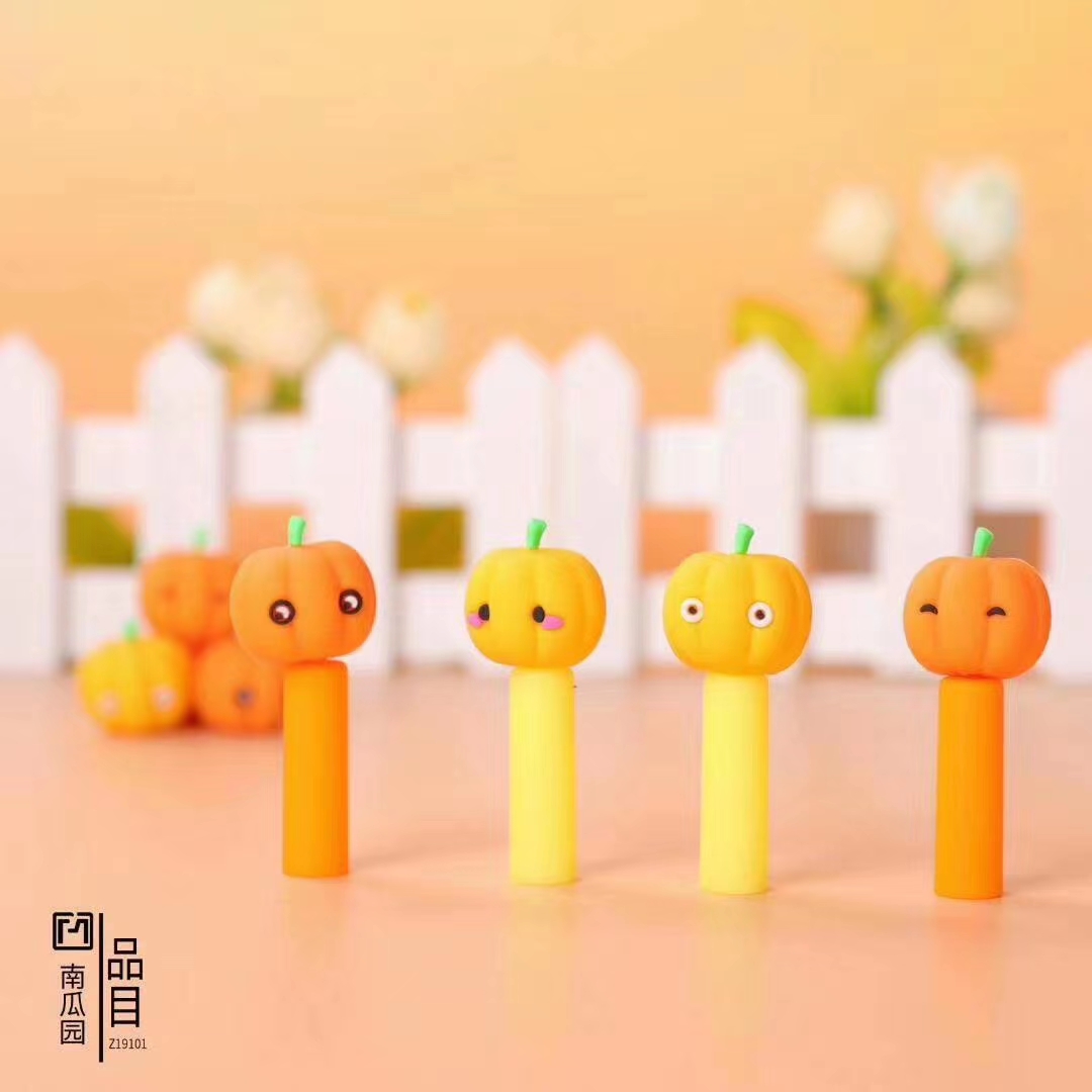 Z19101  南瓜园
黑色中性笔，可换蓝芯详情2