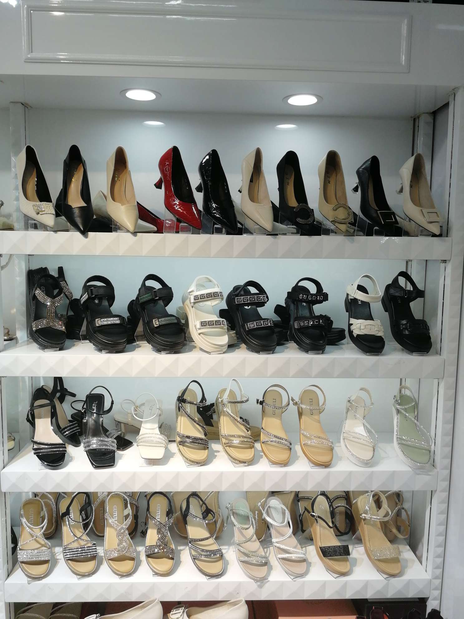 Jiangying Shoe Industry describe pic - 3