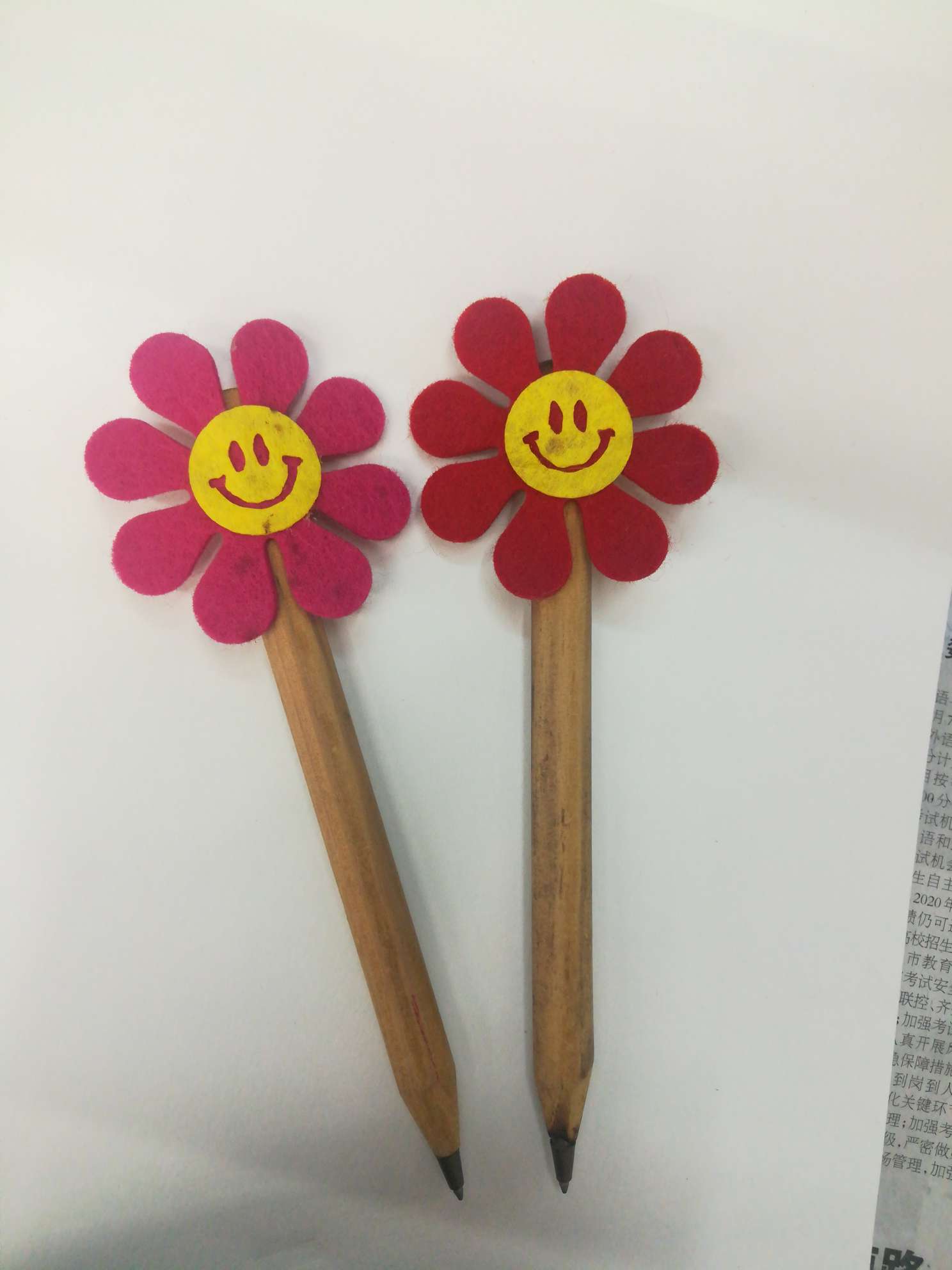 新奇特创意无帆布笑脸8瓣花原木头工艺礼品圆珠笔详情4
