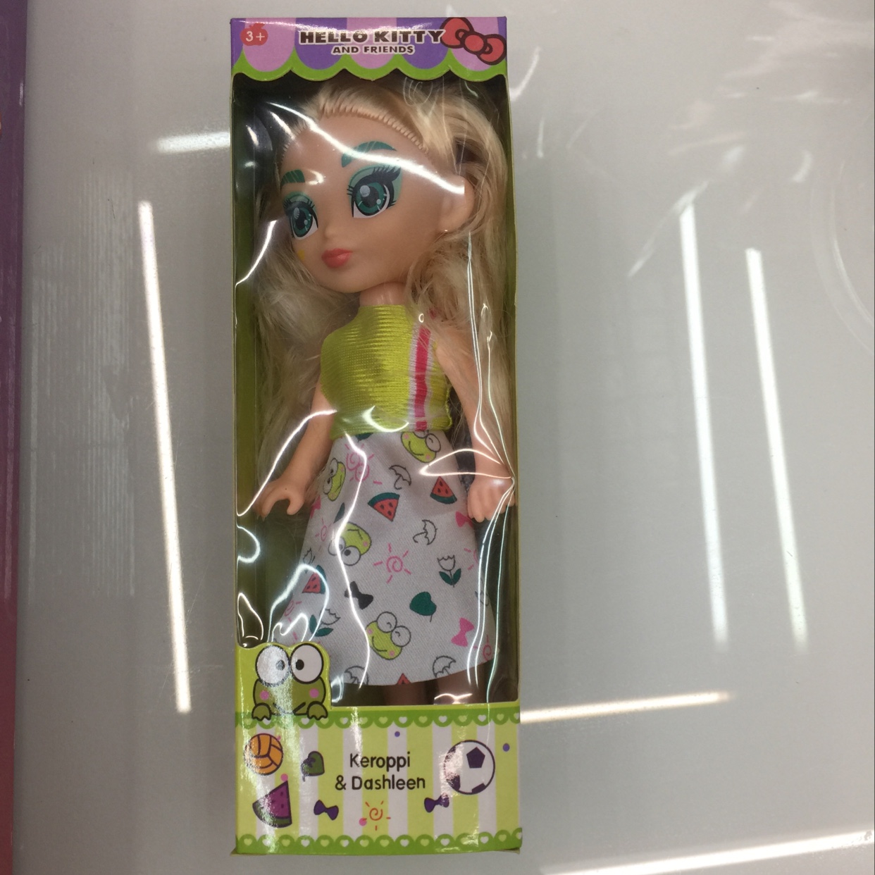 T36A doll detail image 1