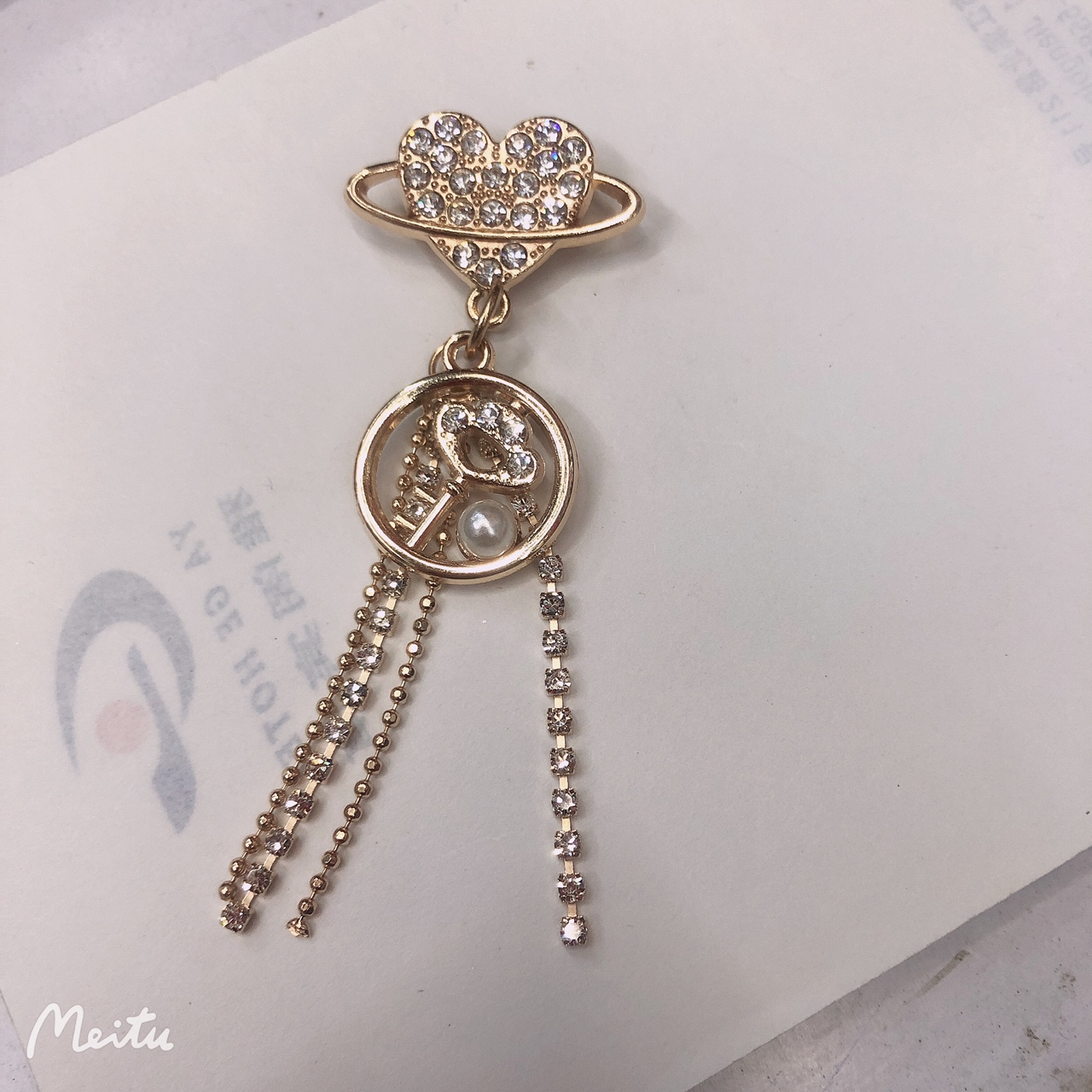 小钥匙烧焊链条胸针