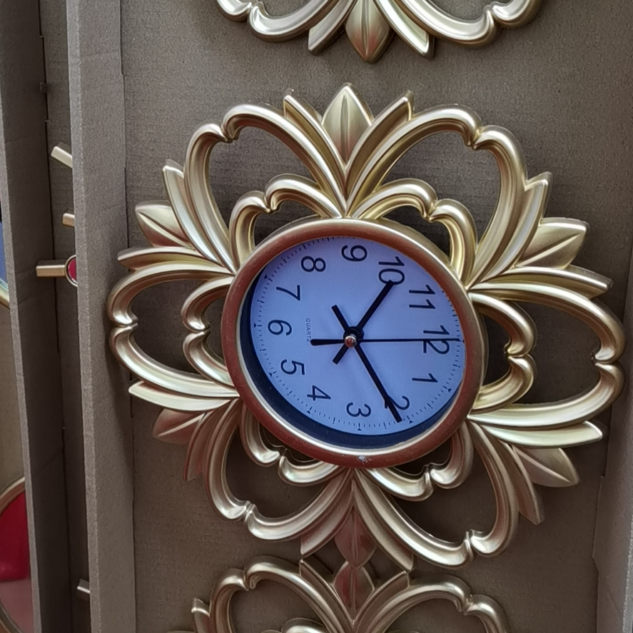 塑料相框挂墙钟表，尺寸可选创意现代宜家相架画框08明羽