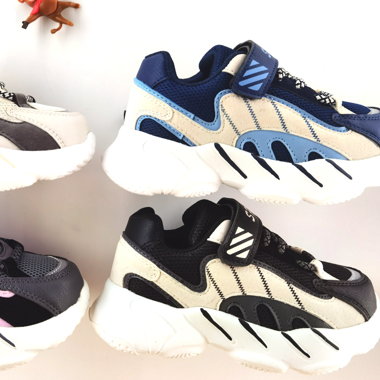 2021 New Sports Shoes For Boys And Girls