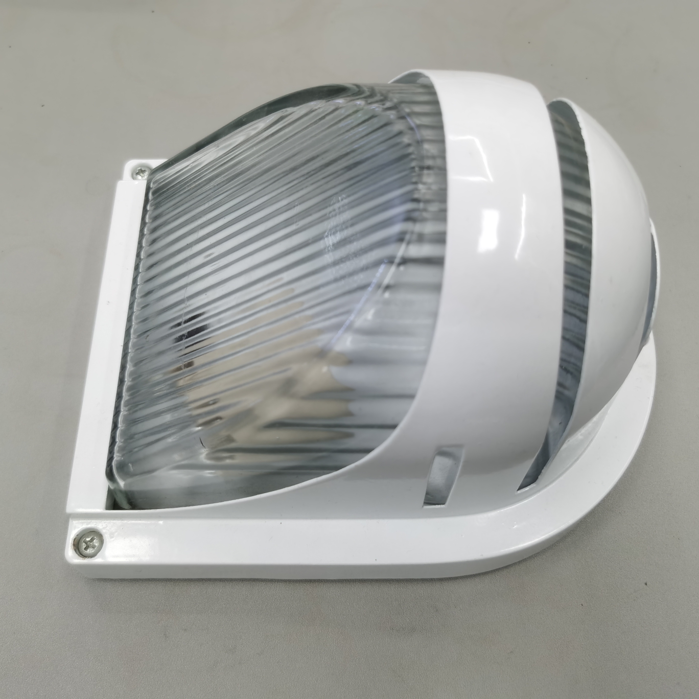 Outdoor wall lamp - long hemispherical white