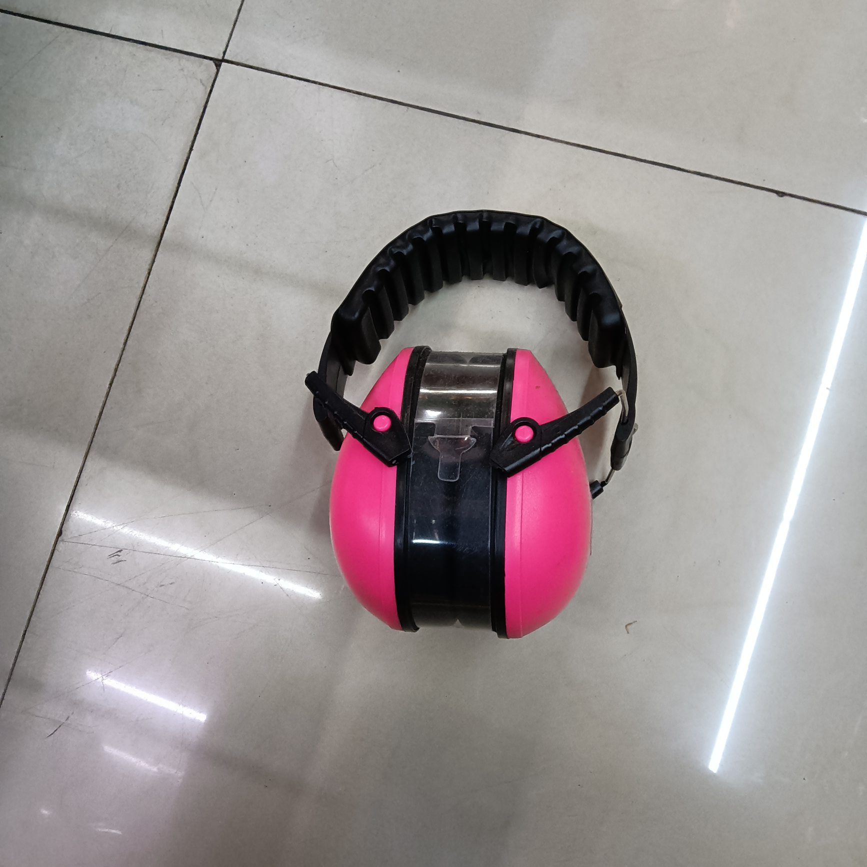 粉红色好质量耳罩