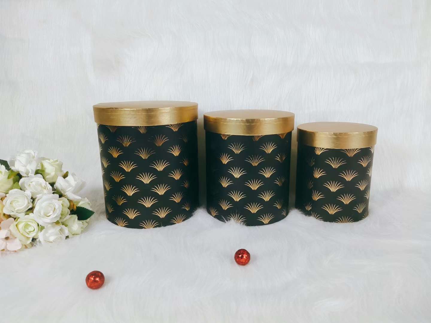 Gold Gift Box Office Culture Festival Supplies Gold Gift Box Hot Covered Round Box Set Application Scenario