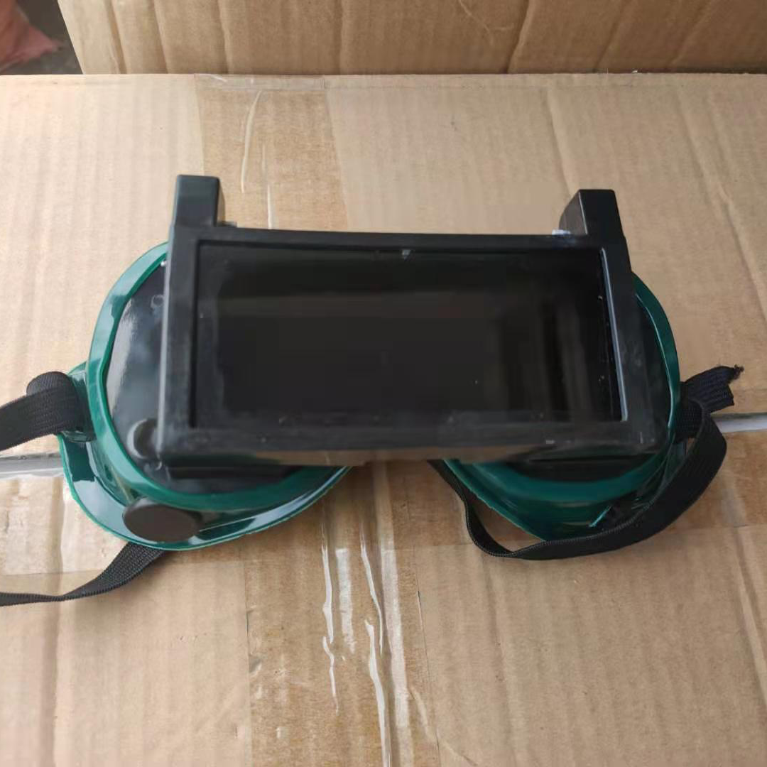 出口劳保防护眼镜防风沙护目镜 透明劳保防护电焊眼镜劳保镜电焊眼镜透明眼镜 电焊眼镜 气氩弧焊护目镜太阳镜平光防护劳保眼镜