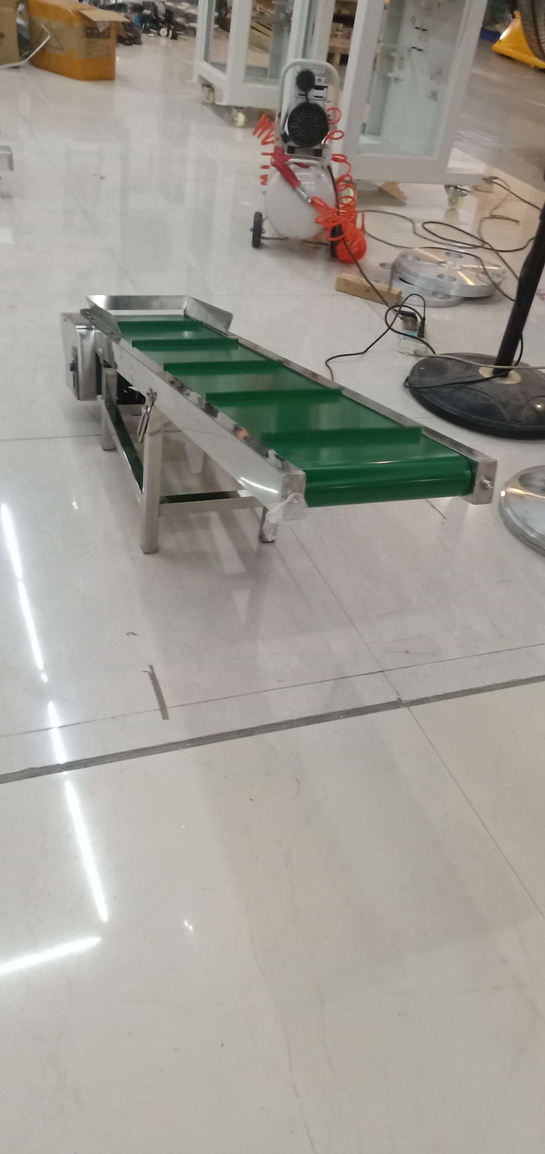 Conveyor detail image 3
