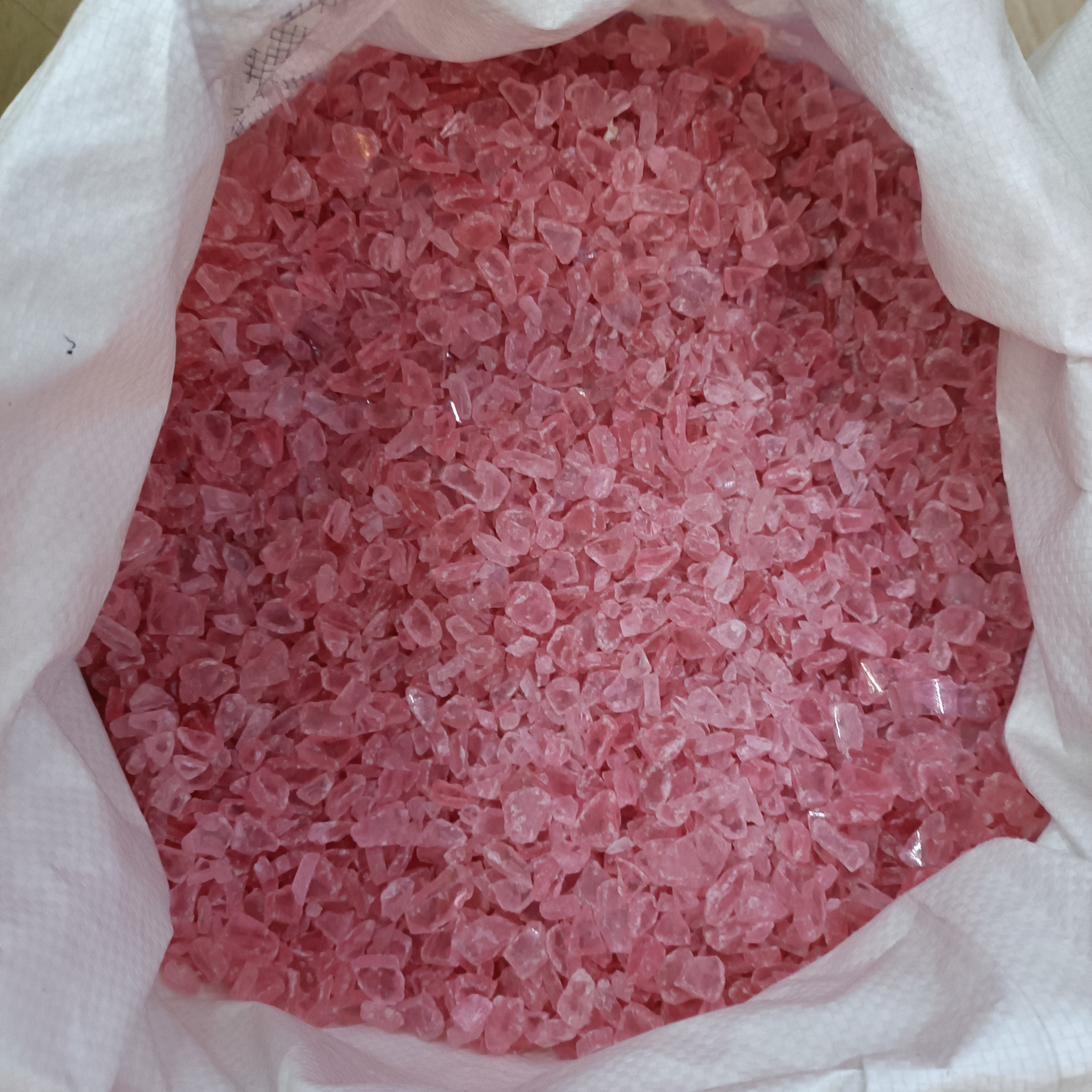 粉色透苯回料塑料粒子价格面议1吨起批图