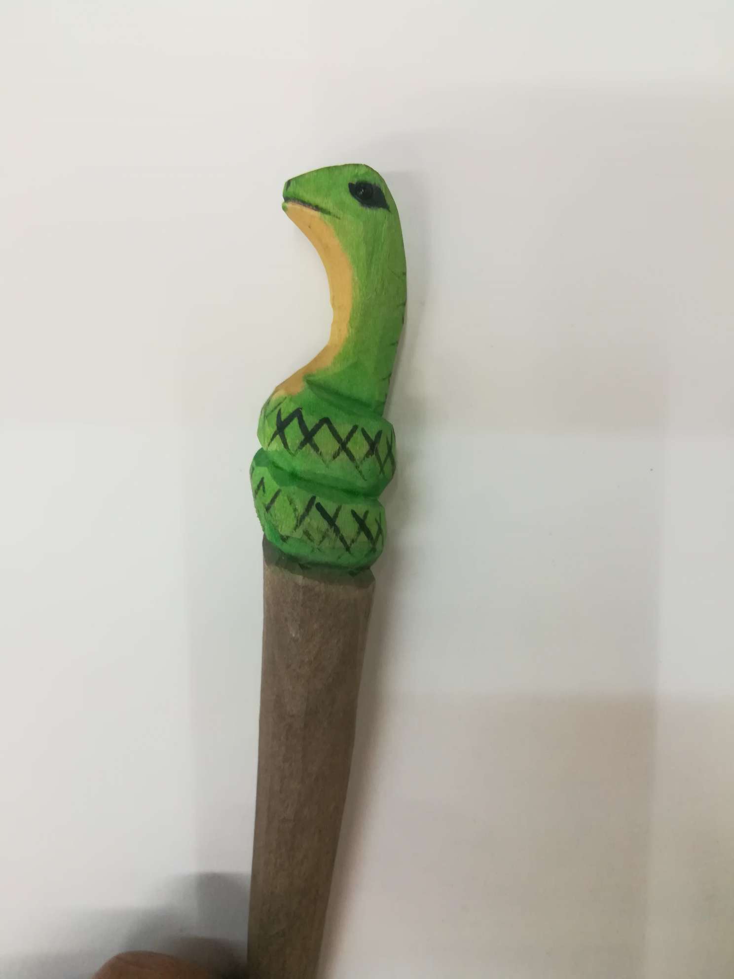 旅游纪念品纯手工雕刻木头仿真蜷蛇礼品工艺圆珠笔详情图3