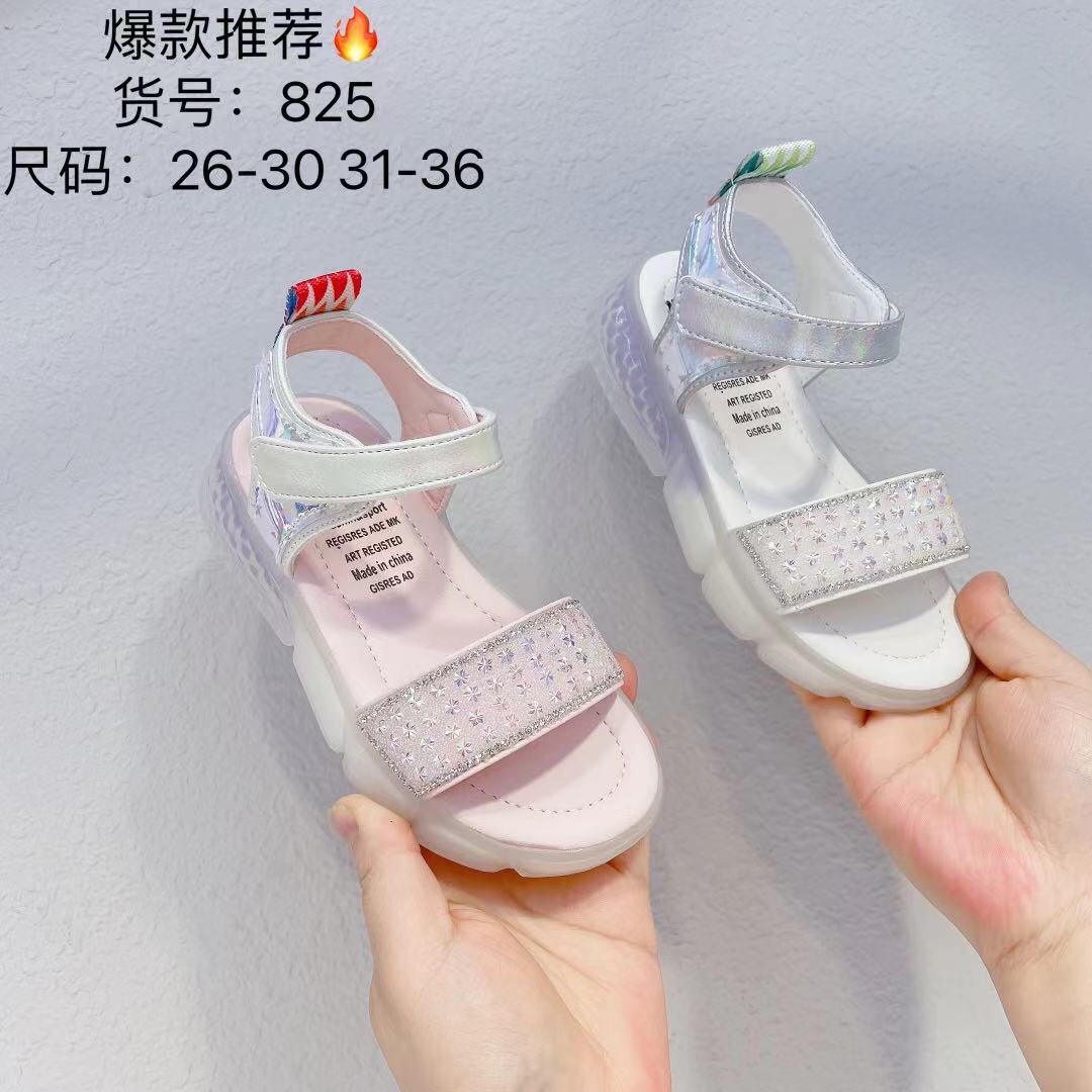 Sandal 825