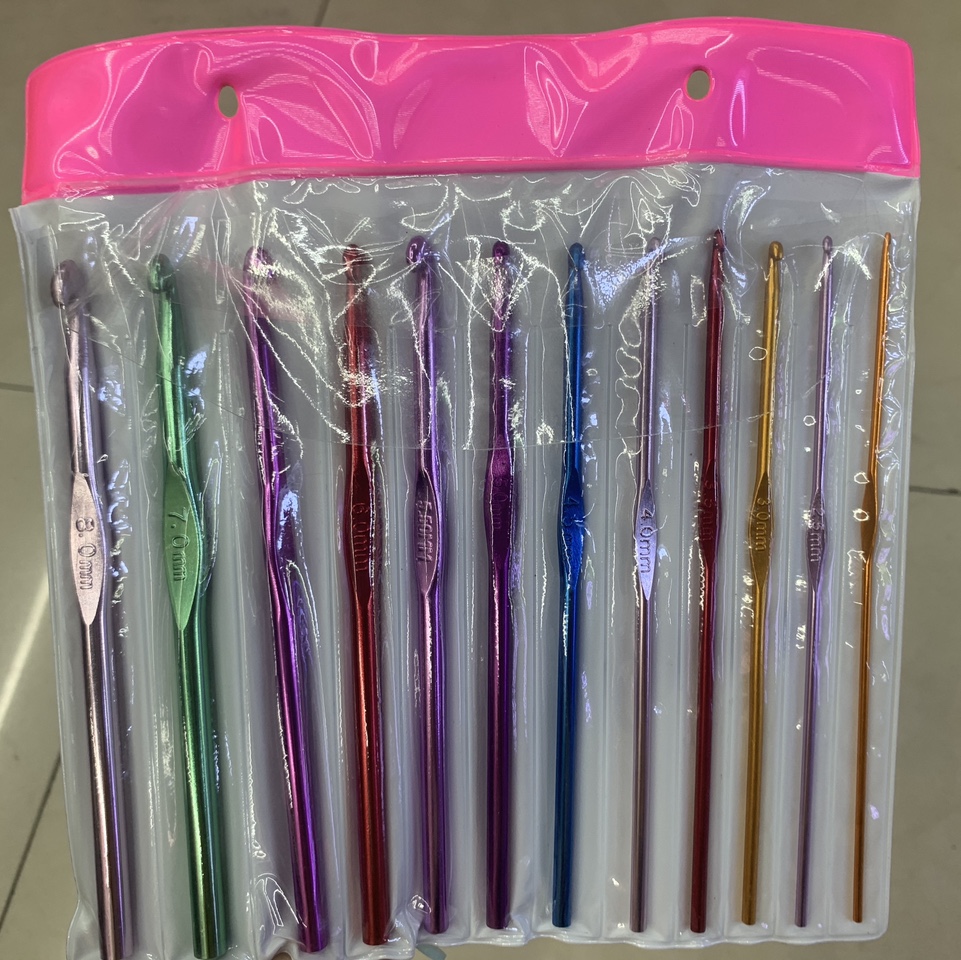 铝单头钩针 编织工具 彩色单钩针批发毛衣针