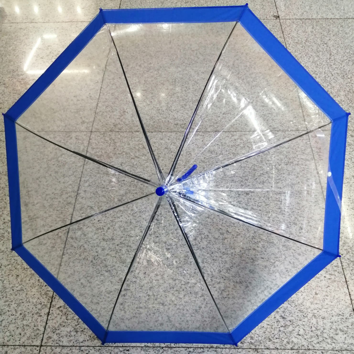 50公分透明塑料雨伞POE接边伞深蓝色