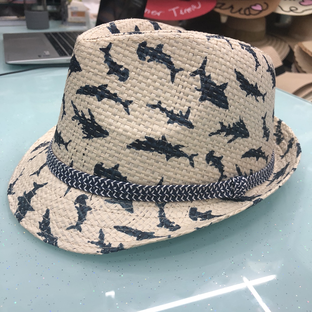 Top Hat 14