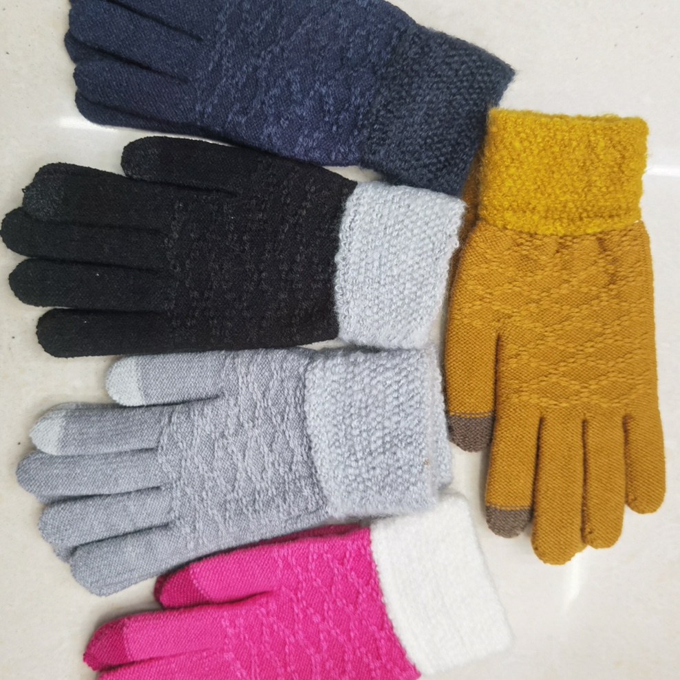 Gloves 21
