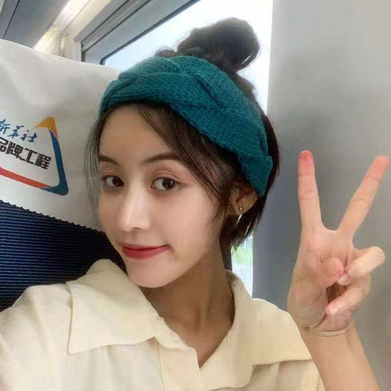 麻花辫头带，秋冬保暖时尚针织发箍，厂家直销针织女士发带，网红款，可来样定制，洗脸巾