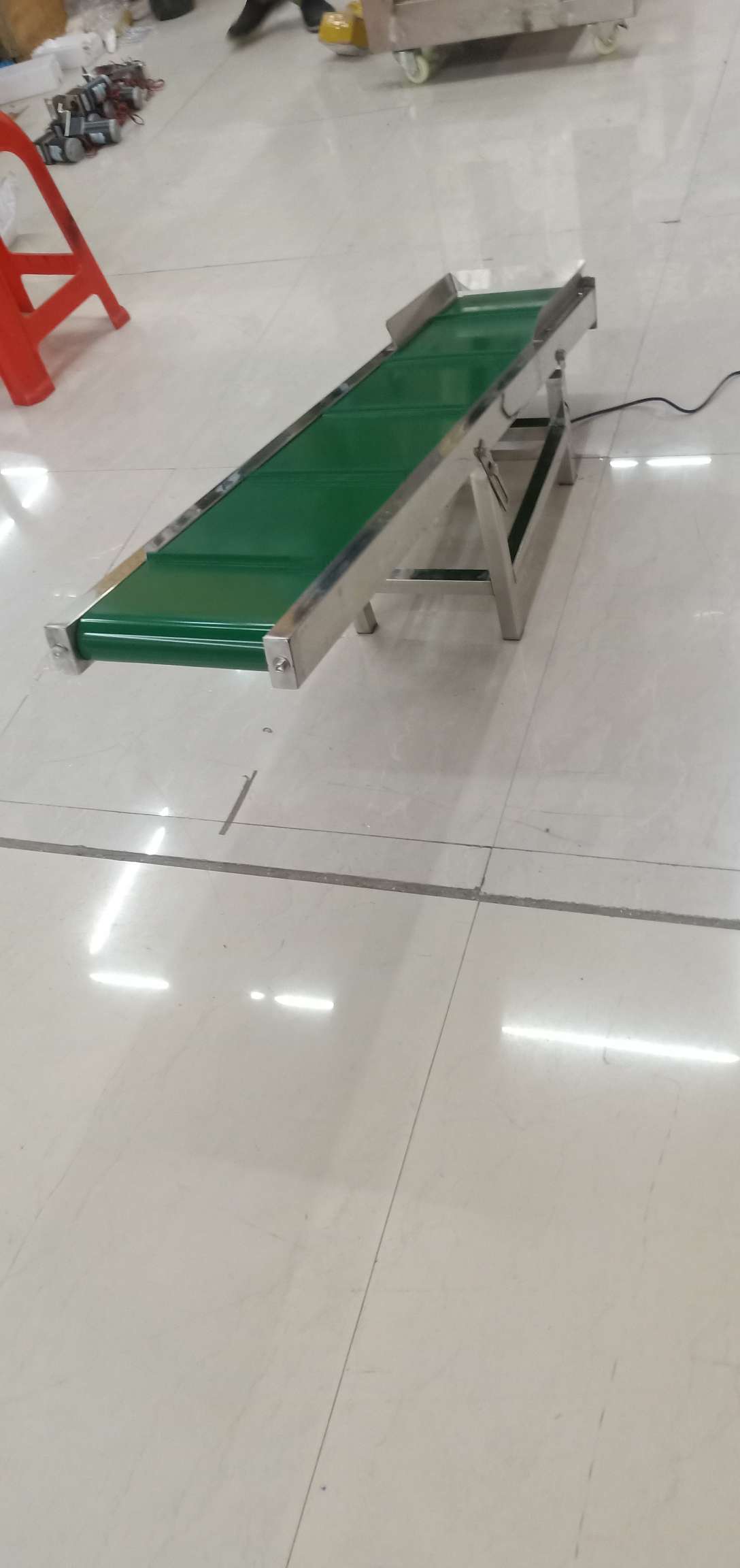 Conveyor detail image 2