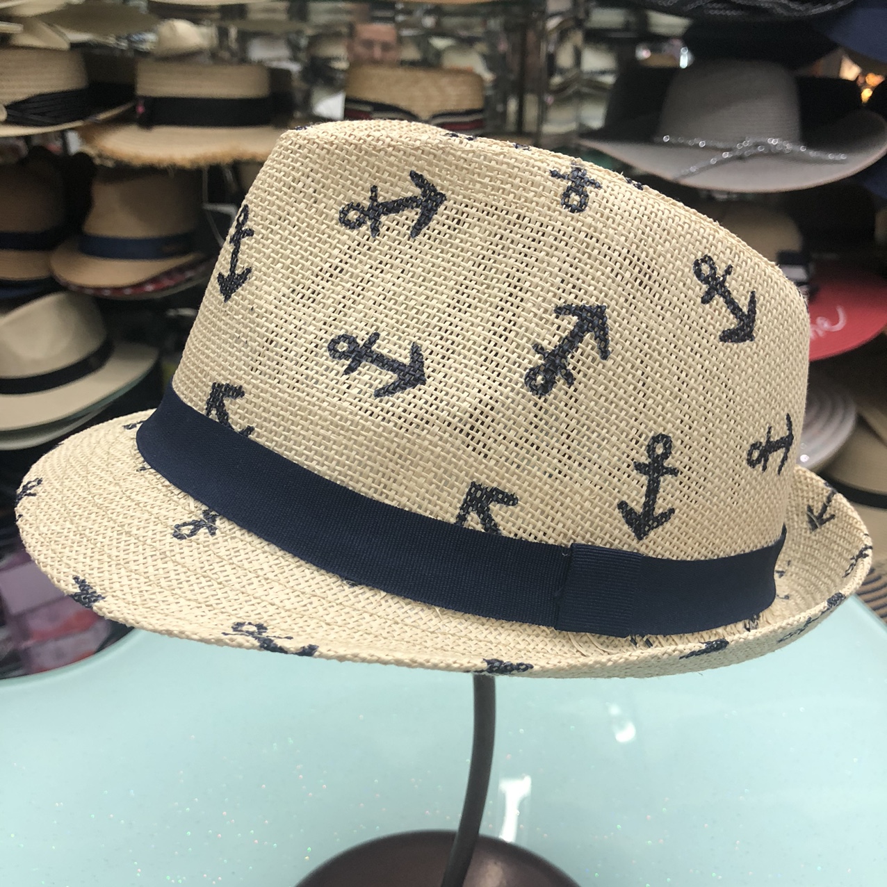 Top Hat 11