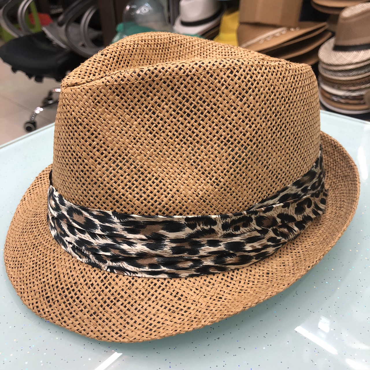 Top Hat 04