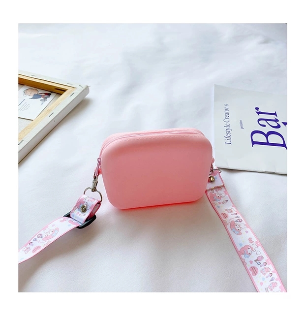 儿童包2020新款卡通亲子小方包美爆女孩硅胶零钱包配饰斜挎包详情图18