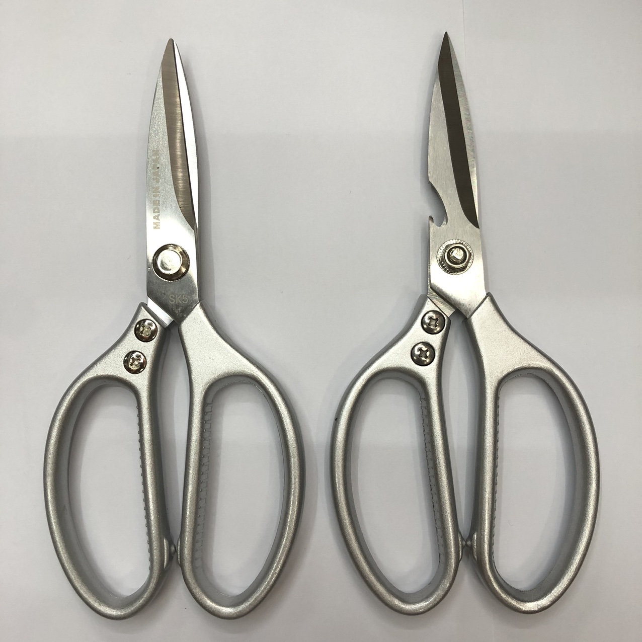 Aluminum handle scissors, factory direct sales, complete specifications of hardware tools, complete packaging