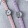 内外贸k0USHl学生数字防水石英手表，款式新颖搭配鲜艳腕表，是学生理想的选择，配戴小巧精致手表，十分个性创意多钟款式表细节图