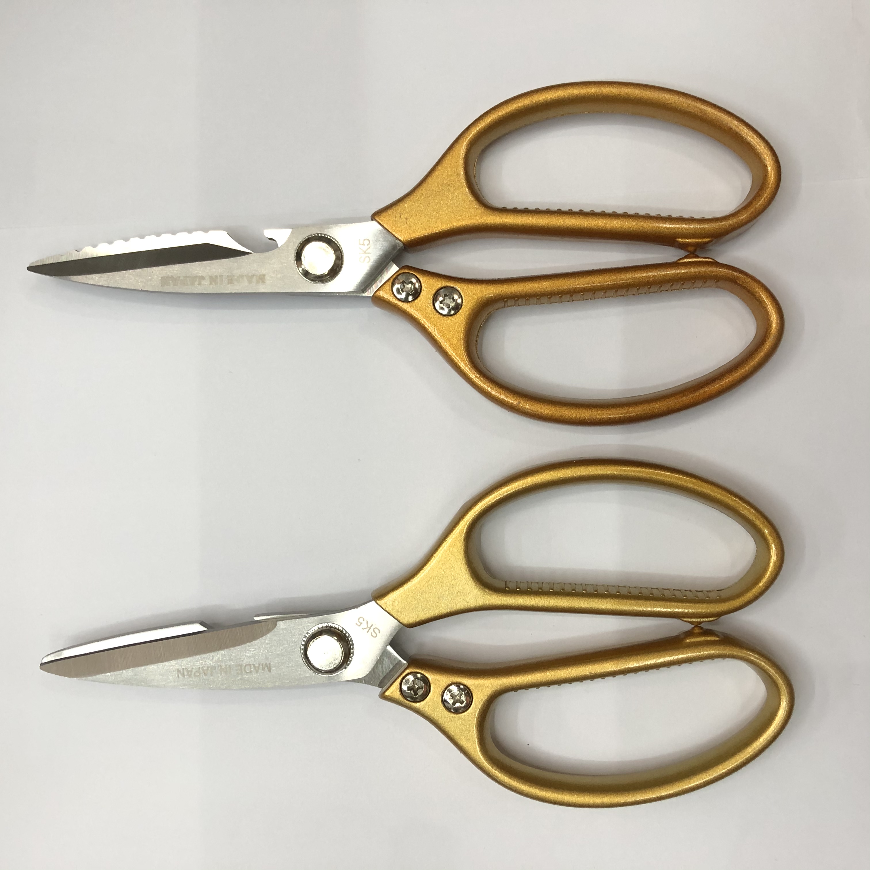 Aluminum handle scissors, factory direct sales, complete specifications of hardware tools, complete packaging Specification image