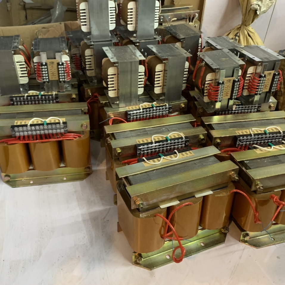 五千瓦高压变压器电工电气零件附件通用配件实用操作简单