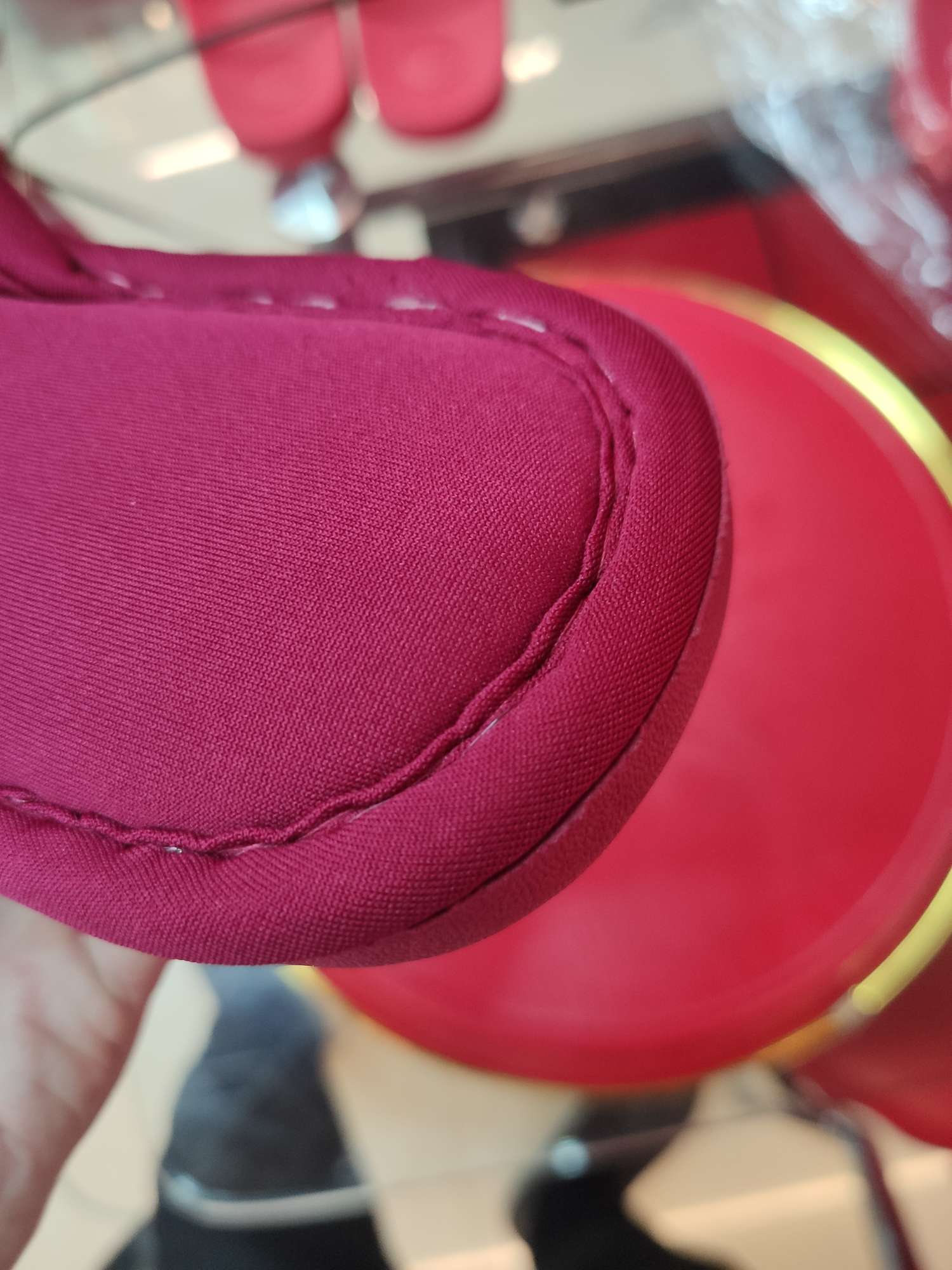 In-stock wedding slippers, wedding supplies, newlywed slippers, red slippers for the bride and groom detail image 6