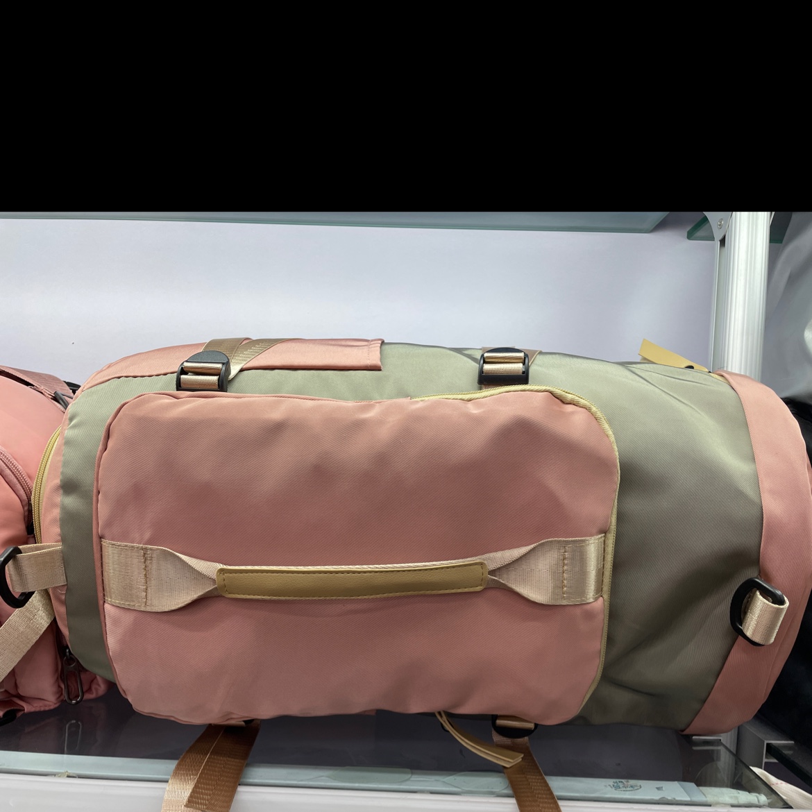 Nylon travel bag details Picture