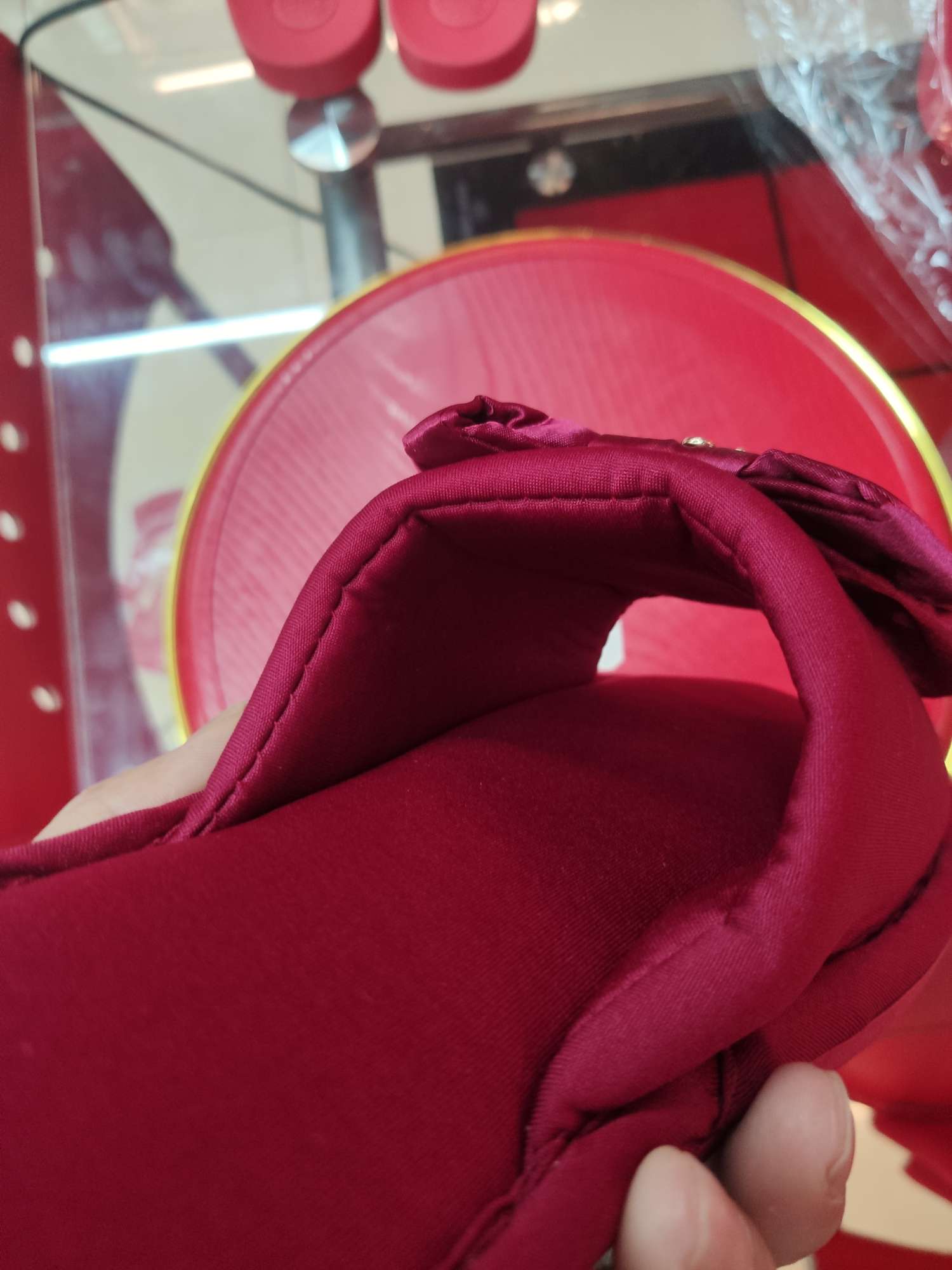 In-stock wedding slippers, wedding supplies, newlywed slippers, red slippers for the bride and groom detail image 5