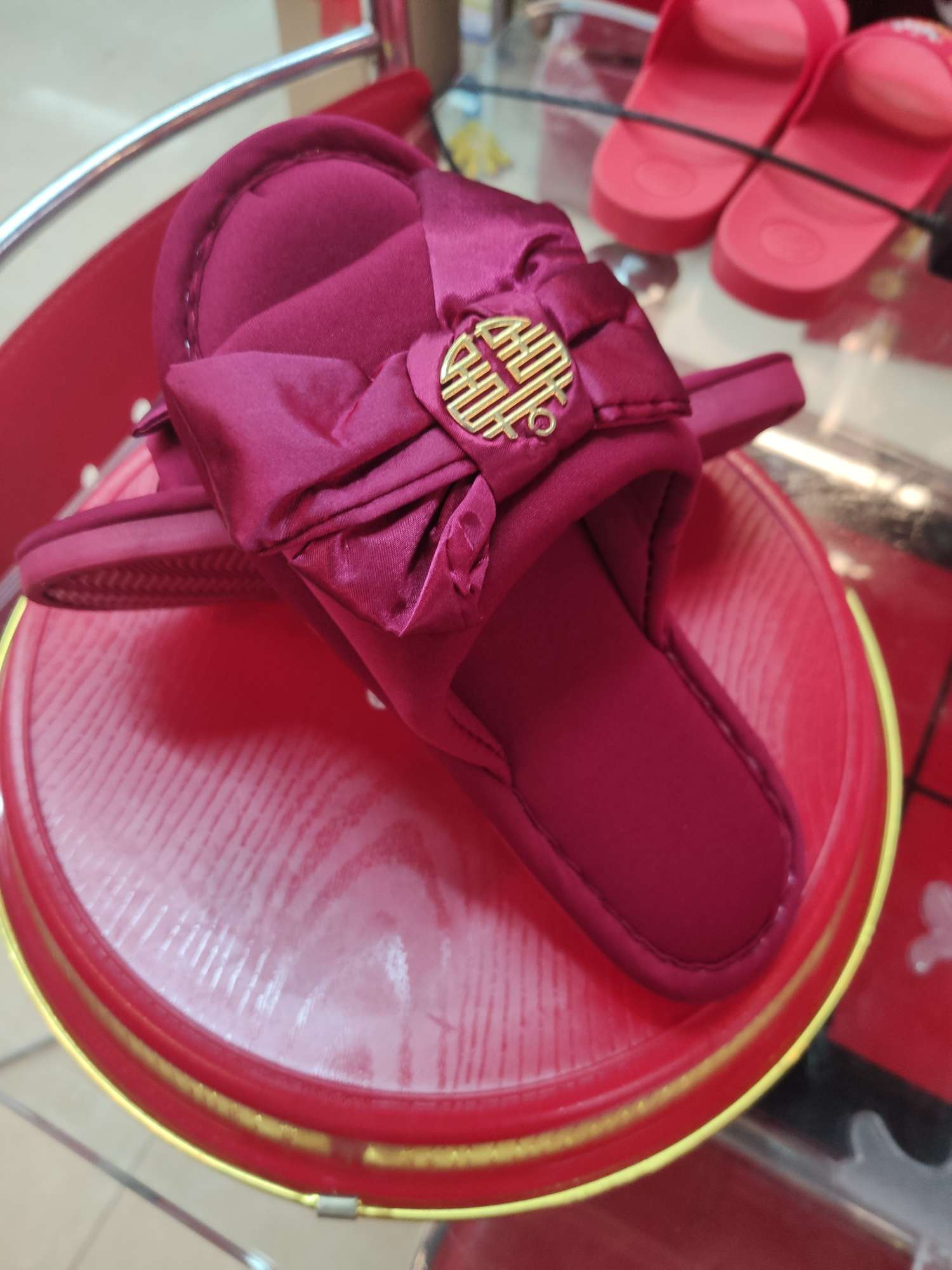 In-stock wedding slippers, wedding supplies, newlywed slippers, red slippers for the bride and groom Specification image