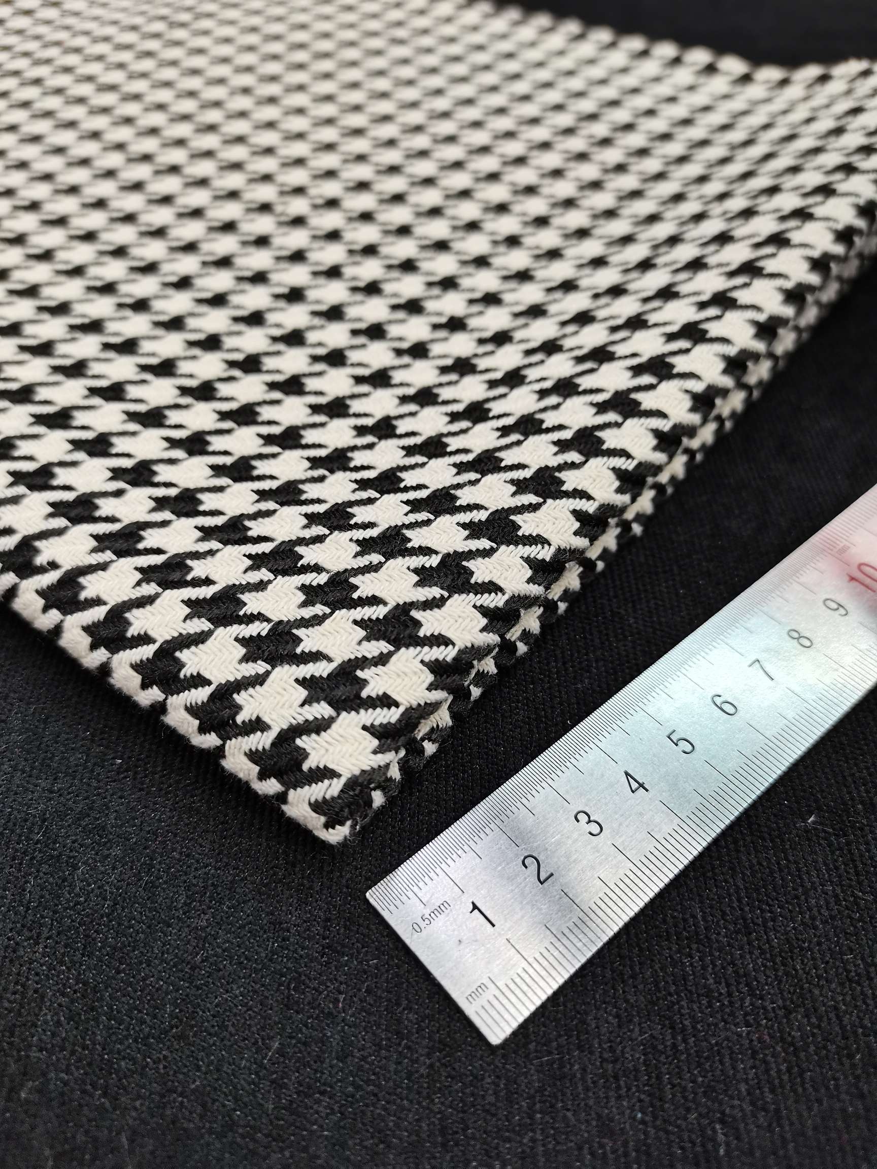 千鸟格 双色格子布 麻布 涤棉布当季新款爆款厂家直销批发零售有现货详情4