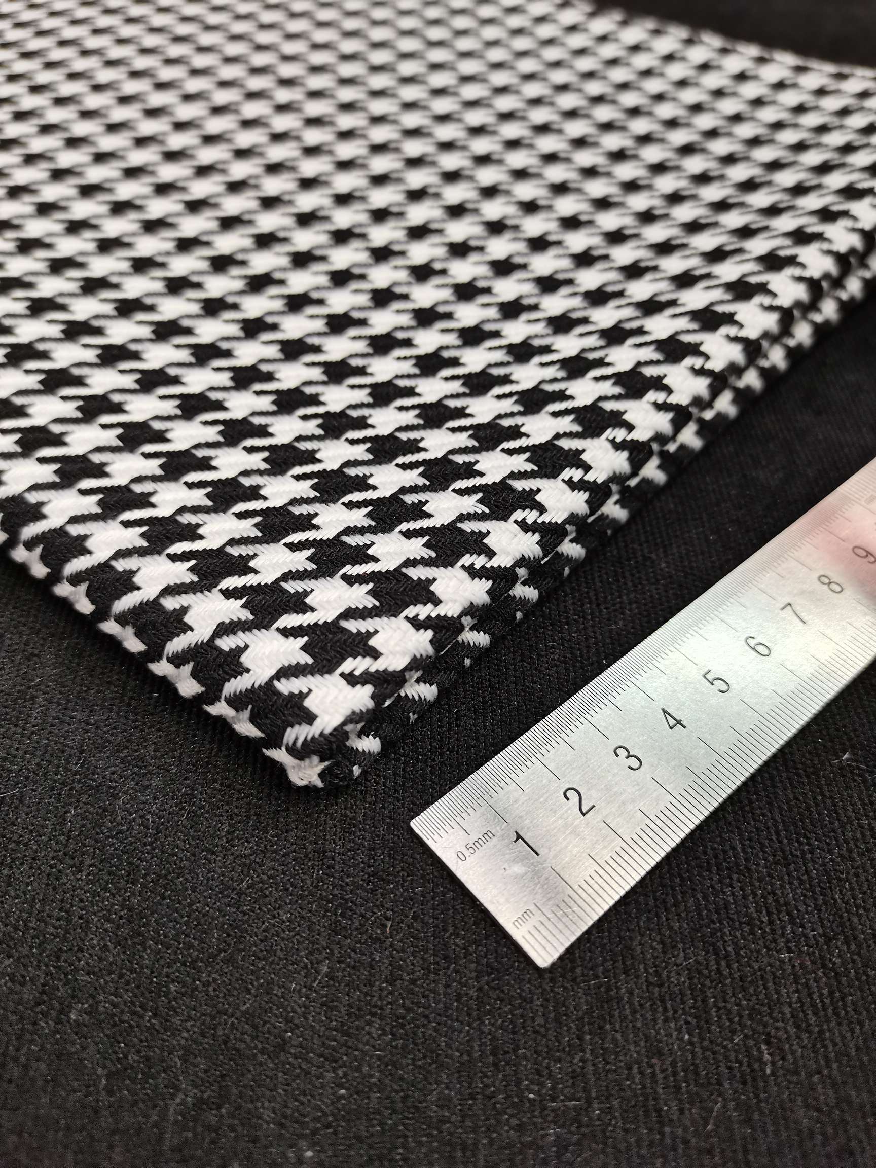 千鸟格 双色格子布 麻布 涤棉布当季新款爆款厂家直销批发零售有现货详情5