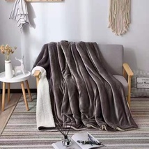 素色法兰绒+羊羔绒双层毯子毛毯
