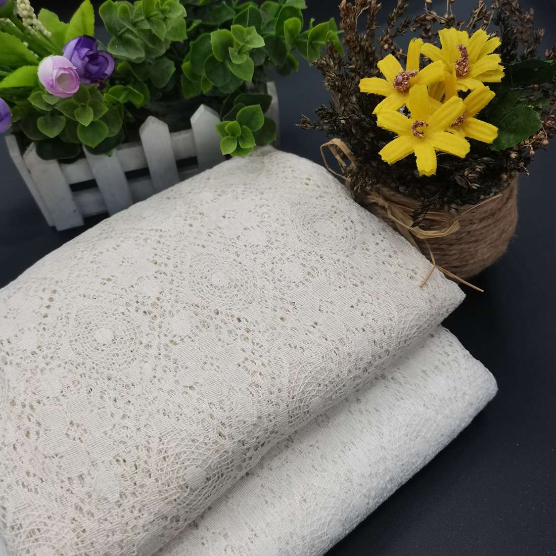 Lace 9 pieces in white details Picture