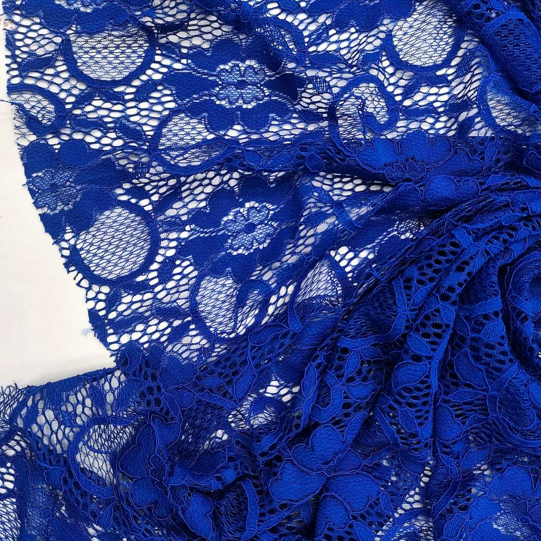 Lace 6 royal blue Application Scenario