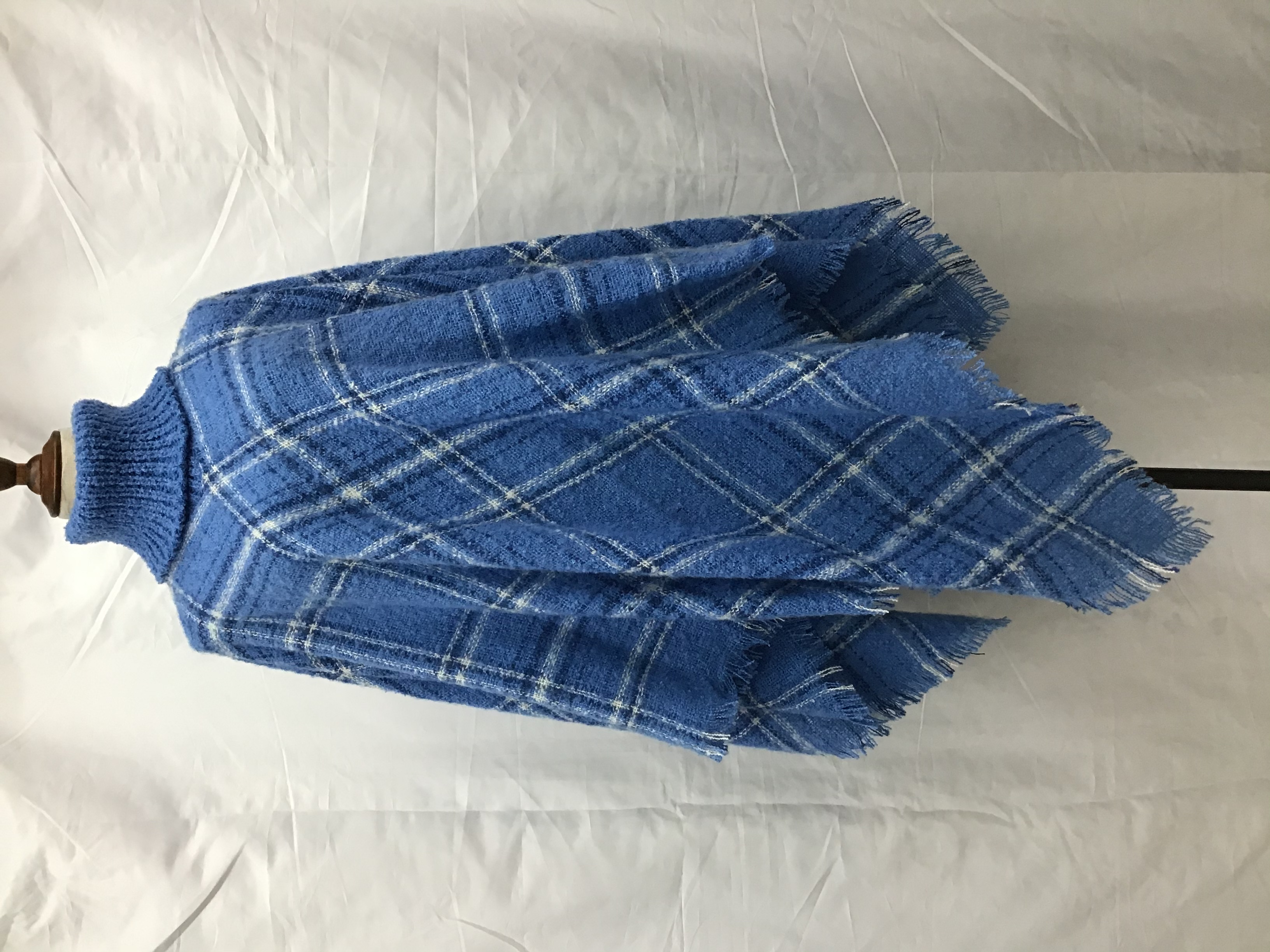 Manufacturers Direct Sales Autumn Winter Europe And The United States Fashion Trend New High-Neck Plaid Shawls Specification drawing