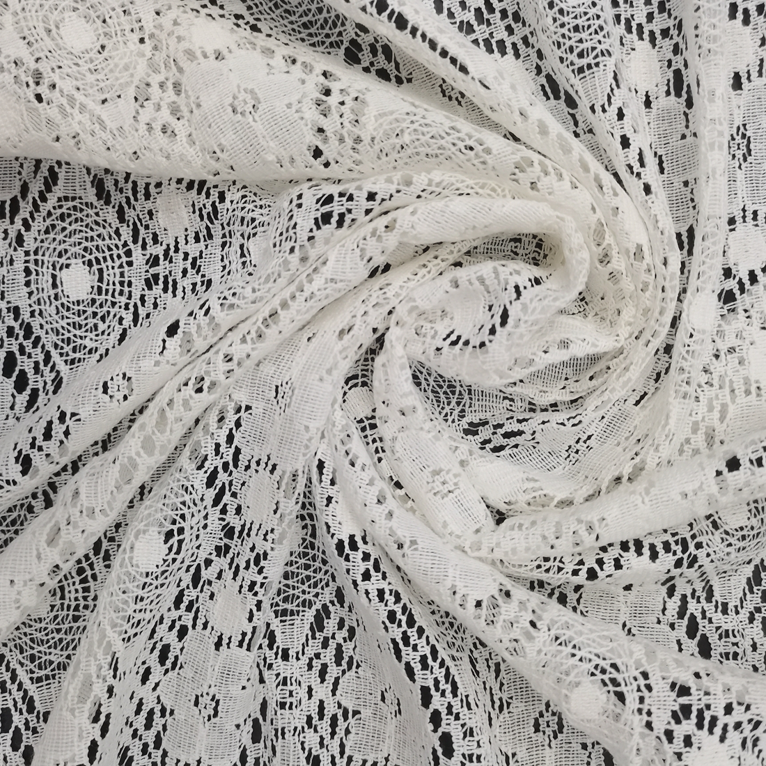 Lace 9 pieces in white