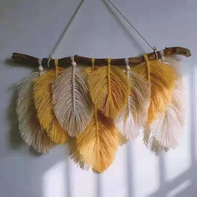 Leaf-shaped tassel tapestry Specification image
