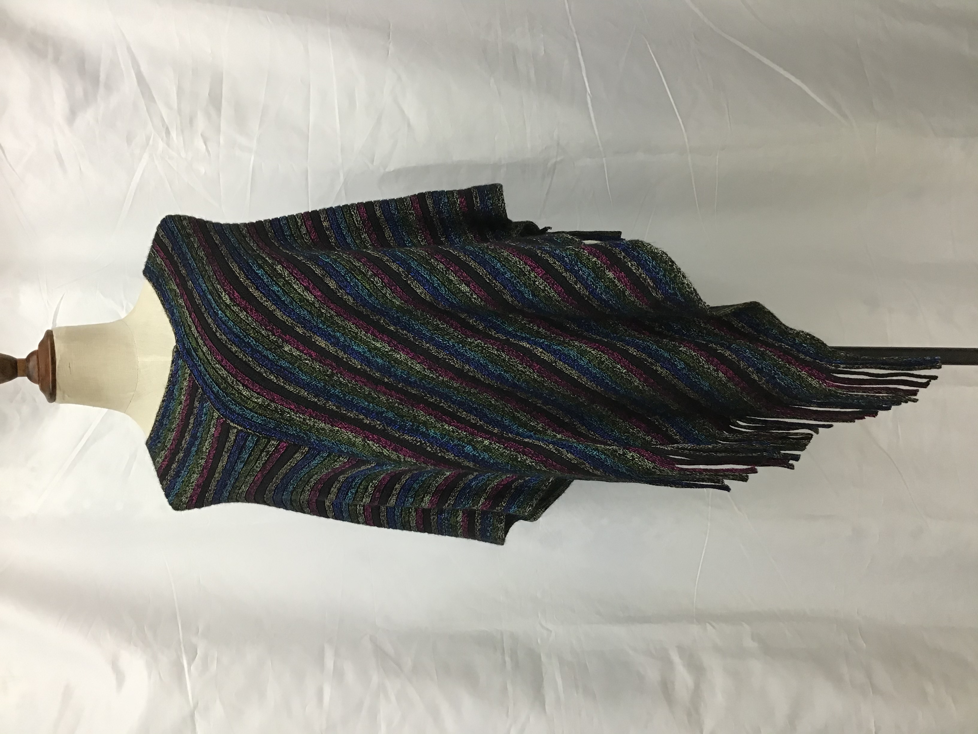 Manufacturers Direct Sales Autumn And Winter Europe And The United States Fashion Trend New Color Silk Tassel Shawls details Picture