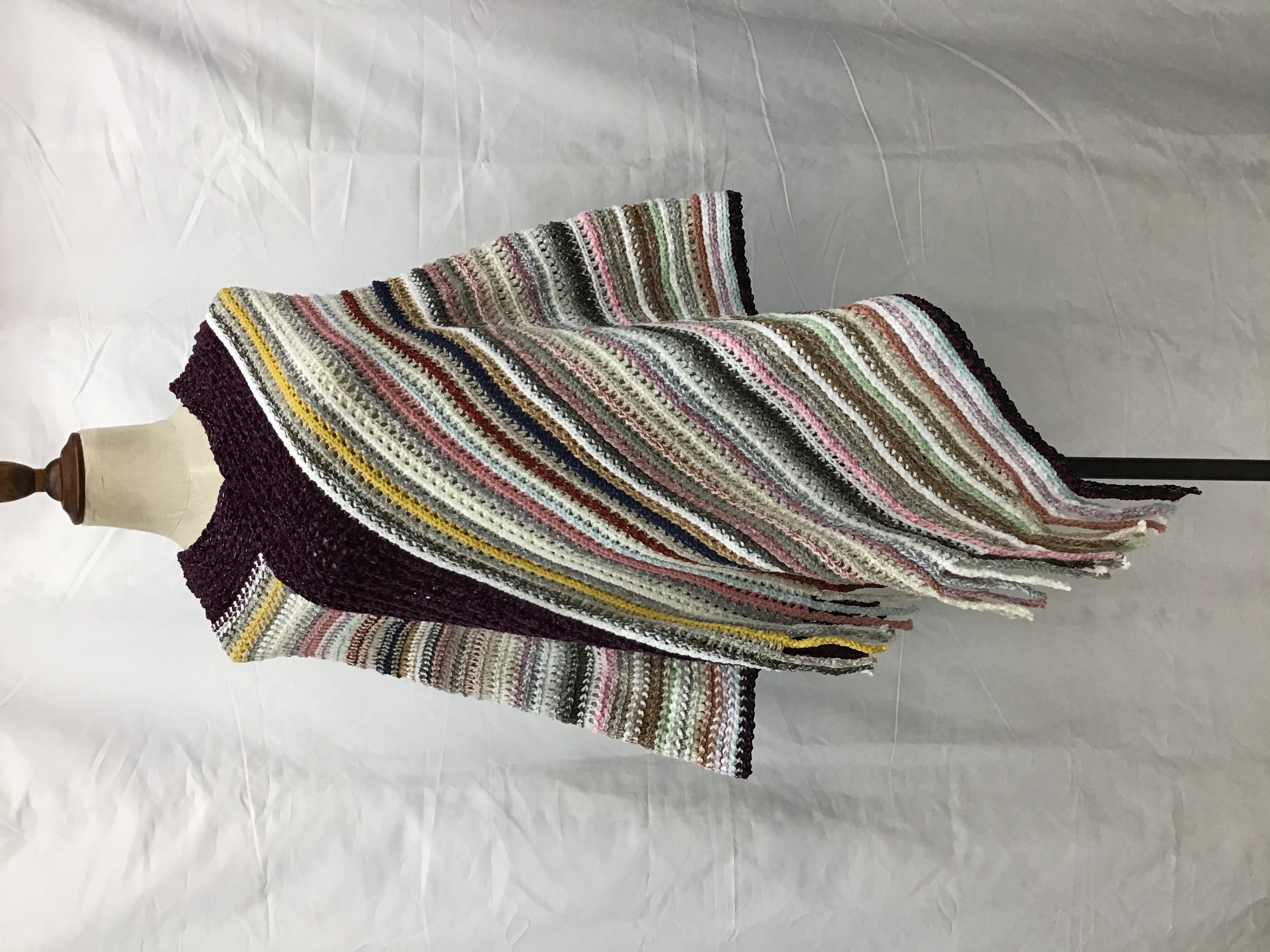 Manufacturers Direct Sales Autumn And Winter Europe And The United States Fashion Trend New Chenille Colorful Cape Specification drawing