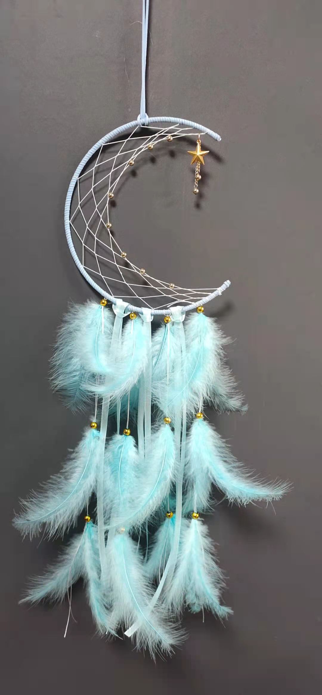 Moon dreamcatcher, crescent-shaped dreamcatcher wind chime with light details Picture