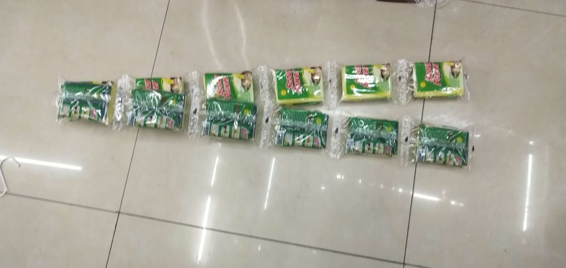 12个吊卡海绵产品图