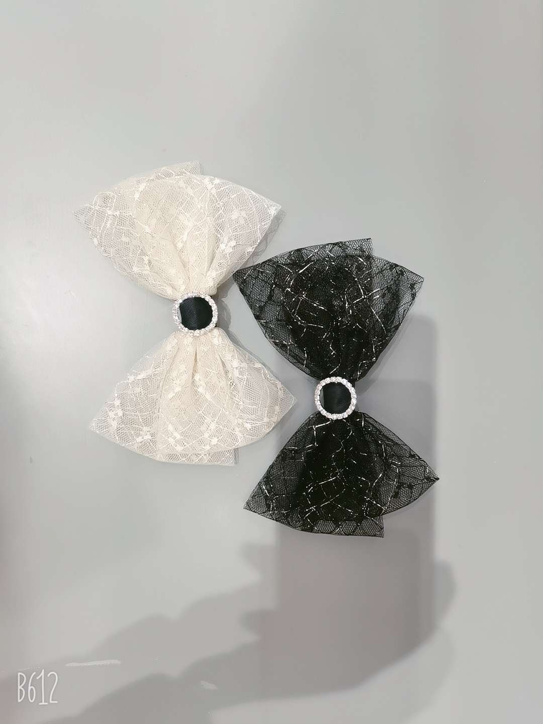 Korean Lace Double Large Butterfly Hairpin Fairy Simple Net Red Hair Jewelry Hairpin Day Tie Headwear With Diamond Application Scenario