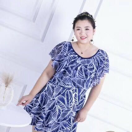 Fatten and enlarge the one-piece swimsuit