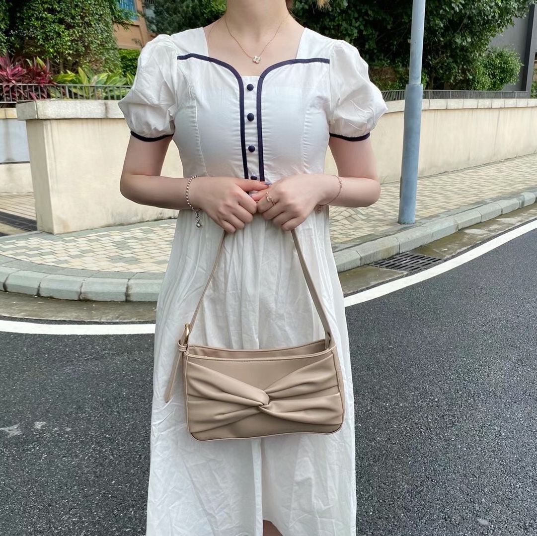 女包斜挎包