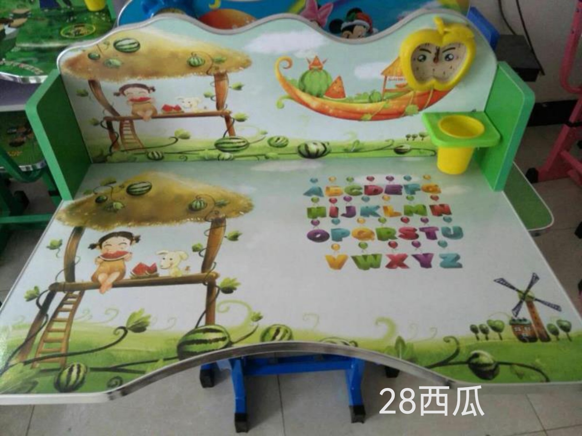 可升降西瓜学习桌详情1